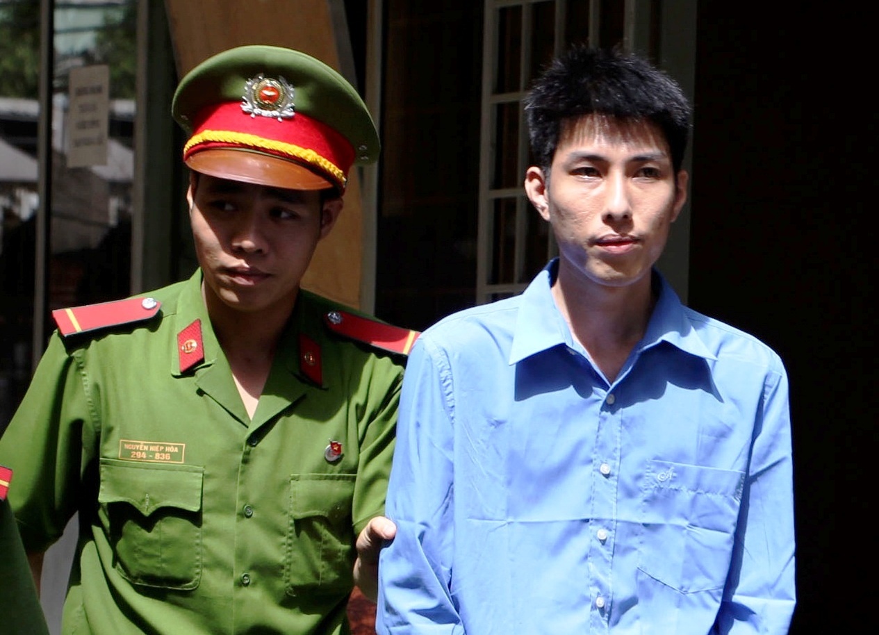 Dam chet chu no vi bi doi tien lai hinh anh