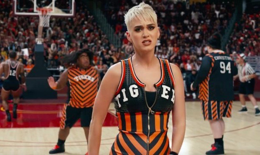 Taylor Swift va katy perry anh 9