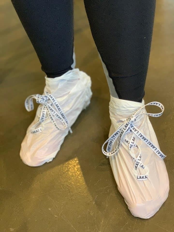 Giày được làm từ bao ni lông ở hàn quốc ảnh 4 Giay duoc lam tu bao ni long o han quoc anh 4