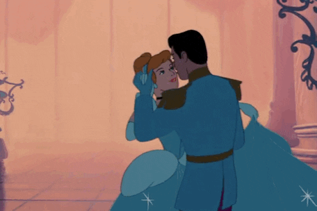 Ai la nguoi long tieng cho cac cong chua Disney? hinh anh