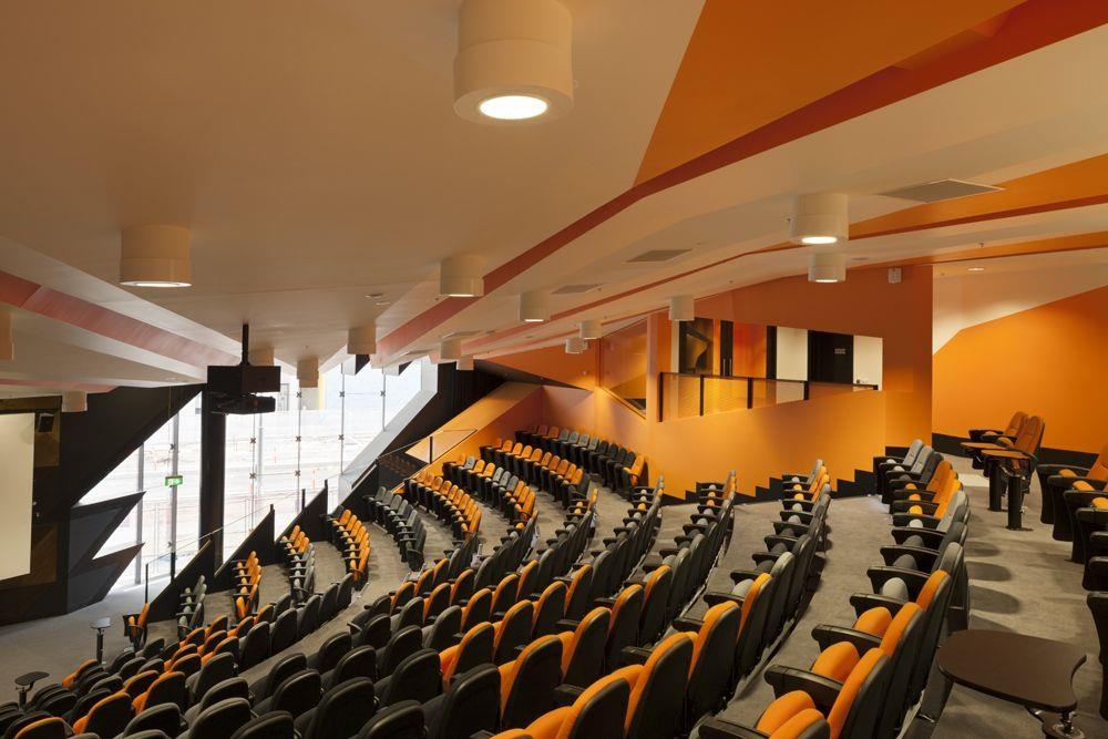 sinh vien rmit giau den muc nao anh 3