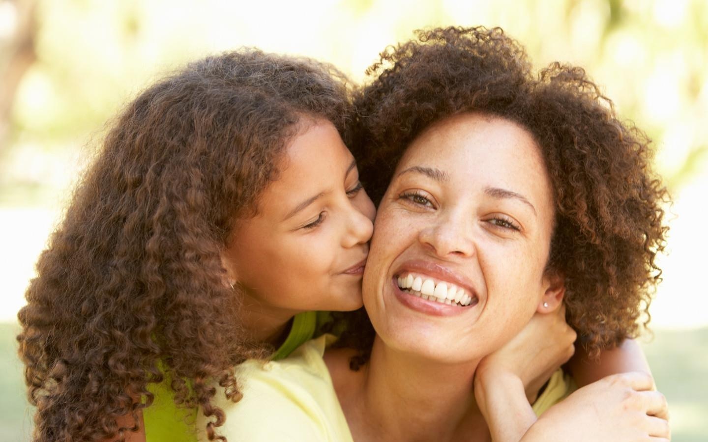 Nhung su khac biet ngo nghinh cua cac ba me hinh anh