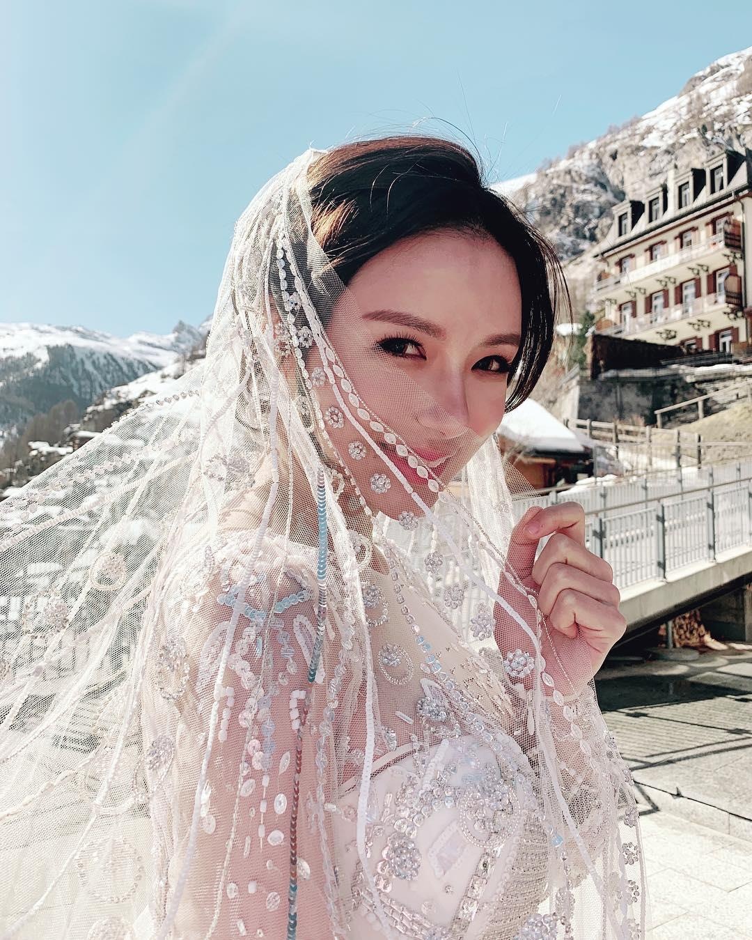 ai nu cua chu tich clb bong da anh 2