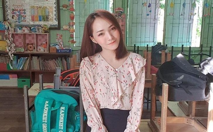 Cach chao don hoc sinh doc dao cua co giao Thai Lan xinh dep hinh anh