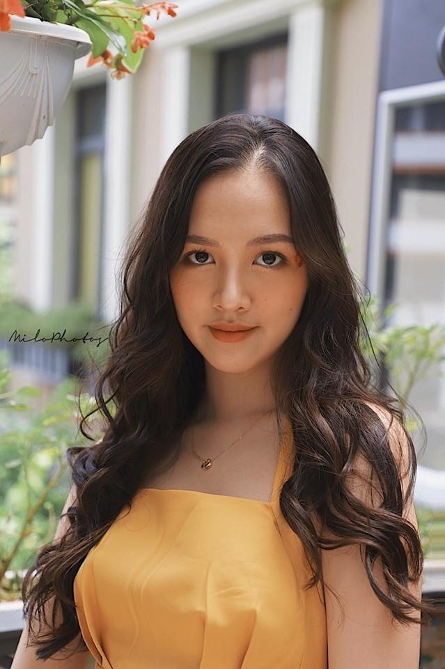 Cuu hoc sinh chuyen Amsterdam noi tieng anh 6