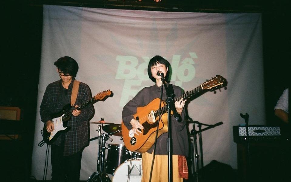 9X Ha Noi so huu giong hat sau lang, ngot ngao hinh anh