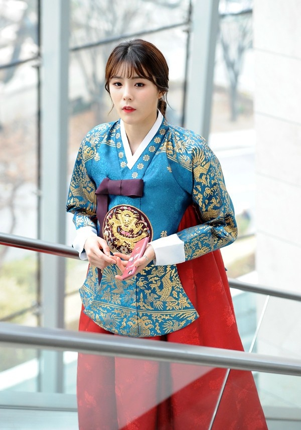 Dan trai xinh gai dep lang bong chuyen Han Quoc anh 2