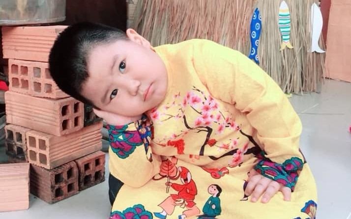 Cau be khien dan mang phi cuoi khi so tieng rao 'xoi khuc, banh gio' hinh anh