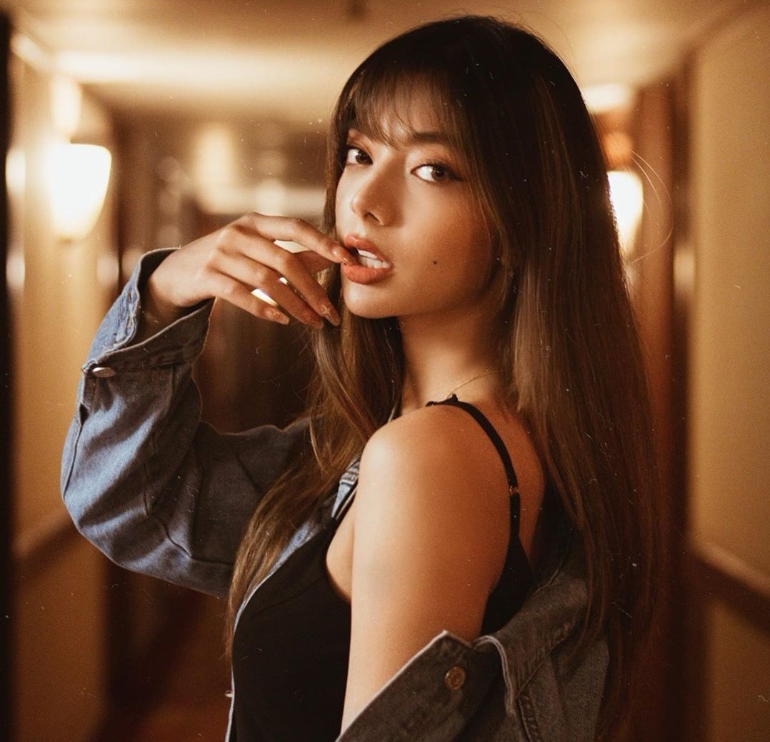 Con gai cua a hau,  hoa hau anh 4