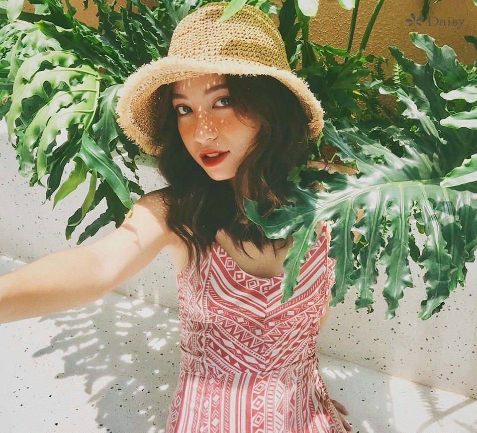 Dan hot girl tai sac ven toan cua DH Luat Ha Noi anh 4