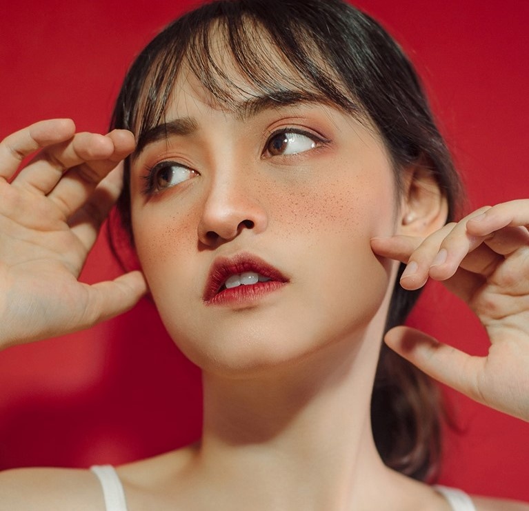 Nu sinh nganh Thiet ke do hoa anh 5