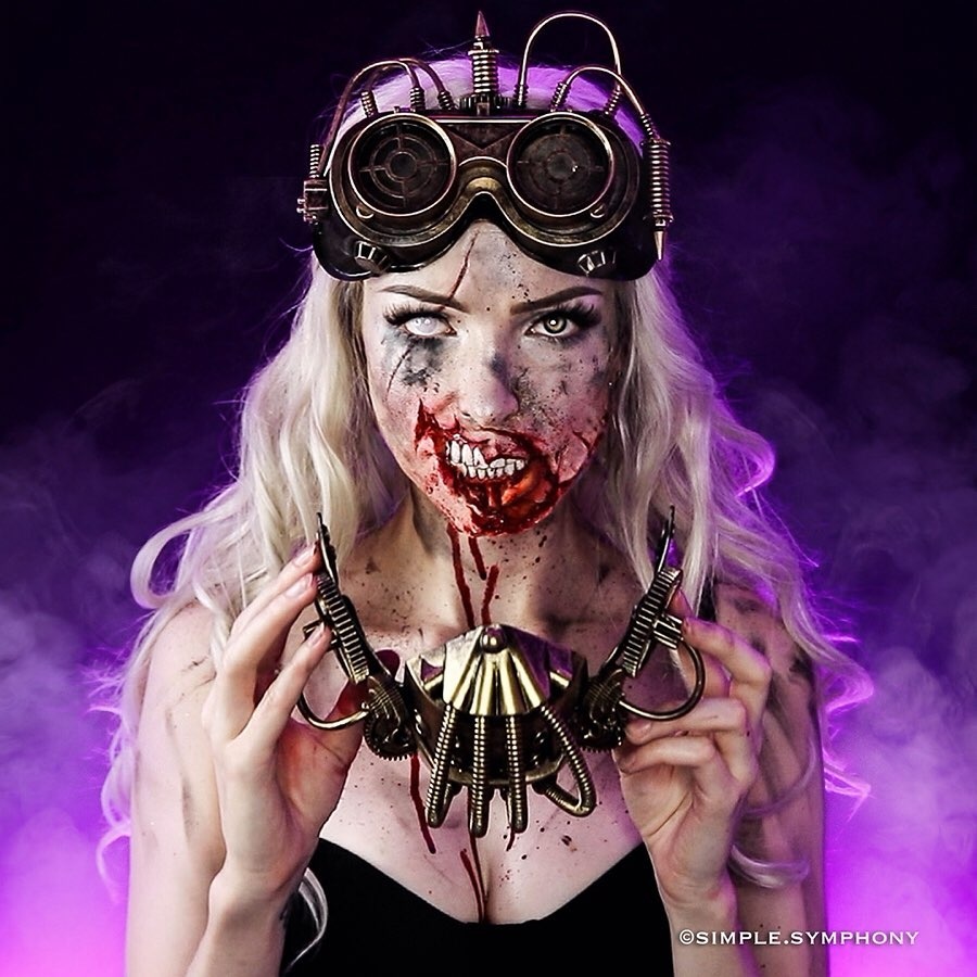 hot girl co man hoa trang halloween hut trieu view anh 2