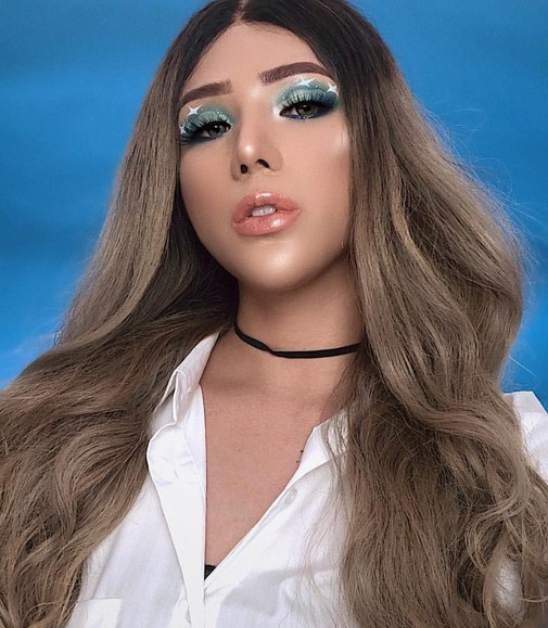 Hoi ban than vlogger dinh dam anh 13