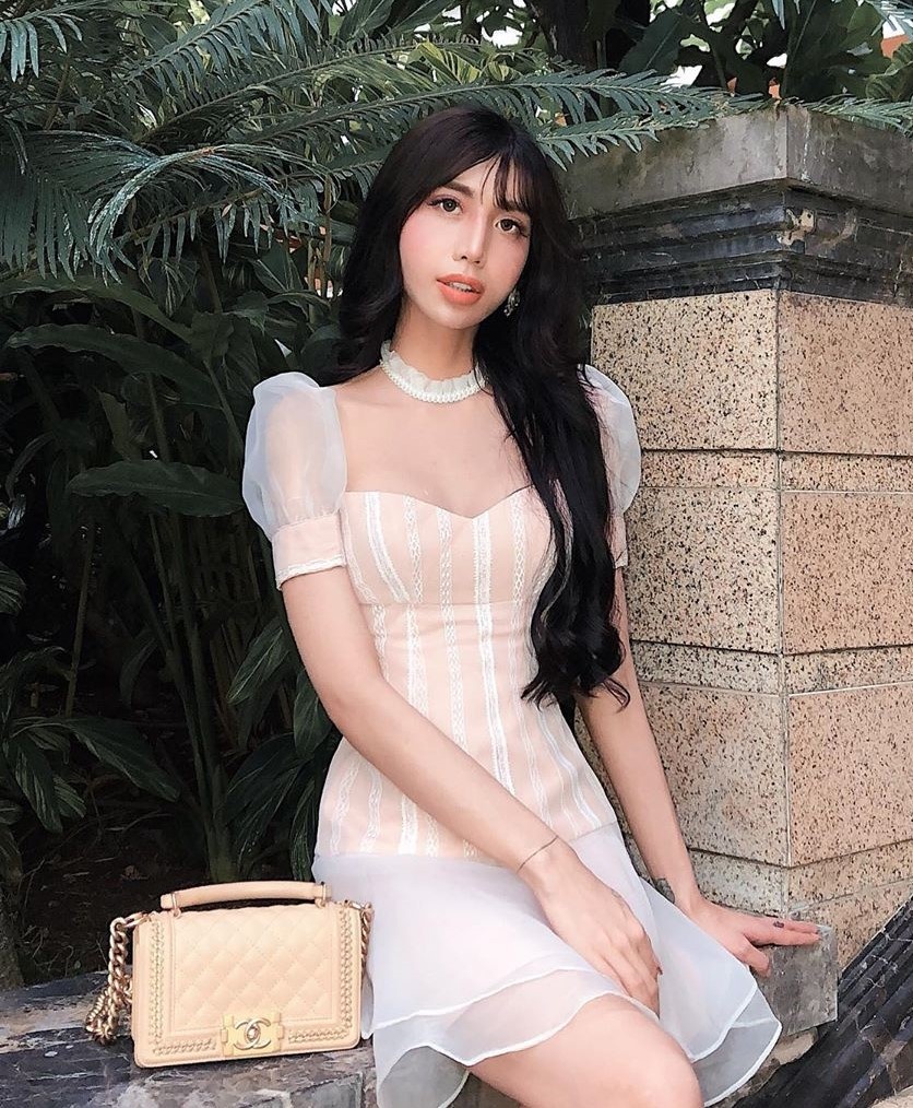 Hoi ban than vlogger dinh dam anh 8