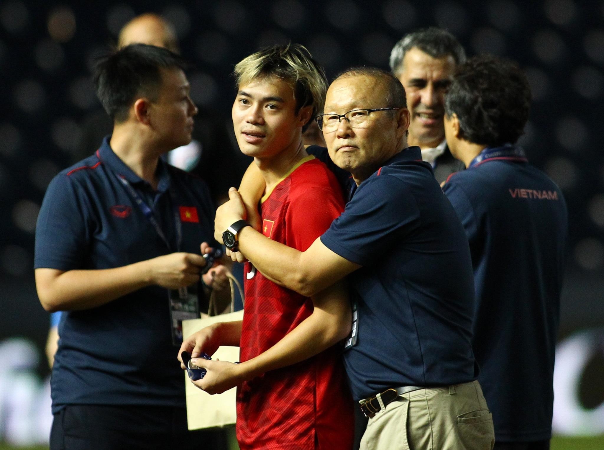 Tri an thay Park anh 9