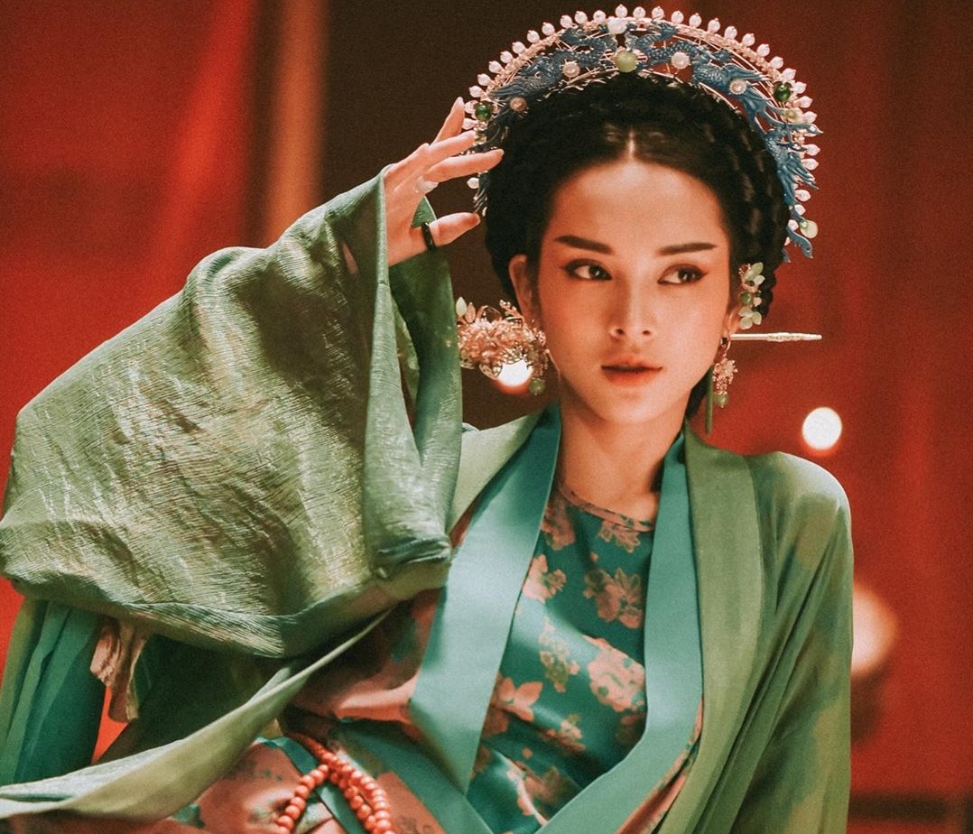 Nang tho trong MV co trang anh 6