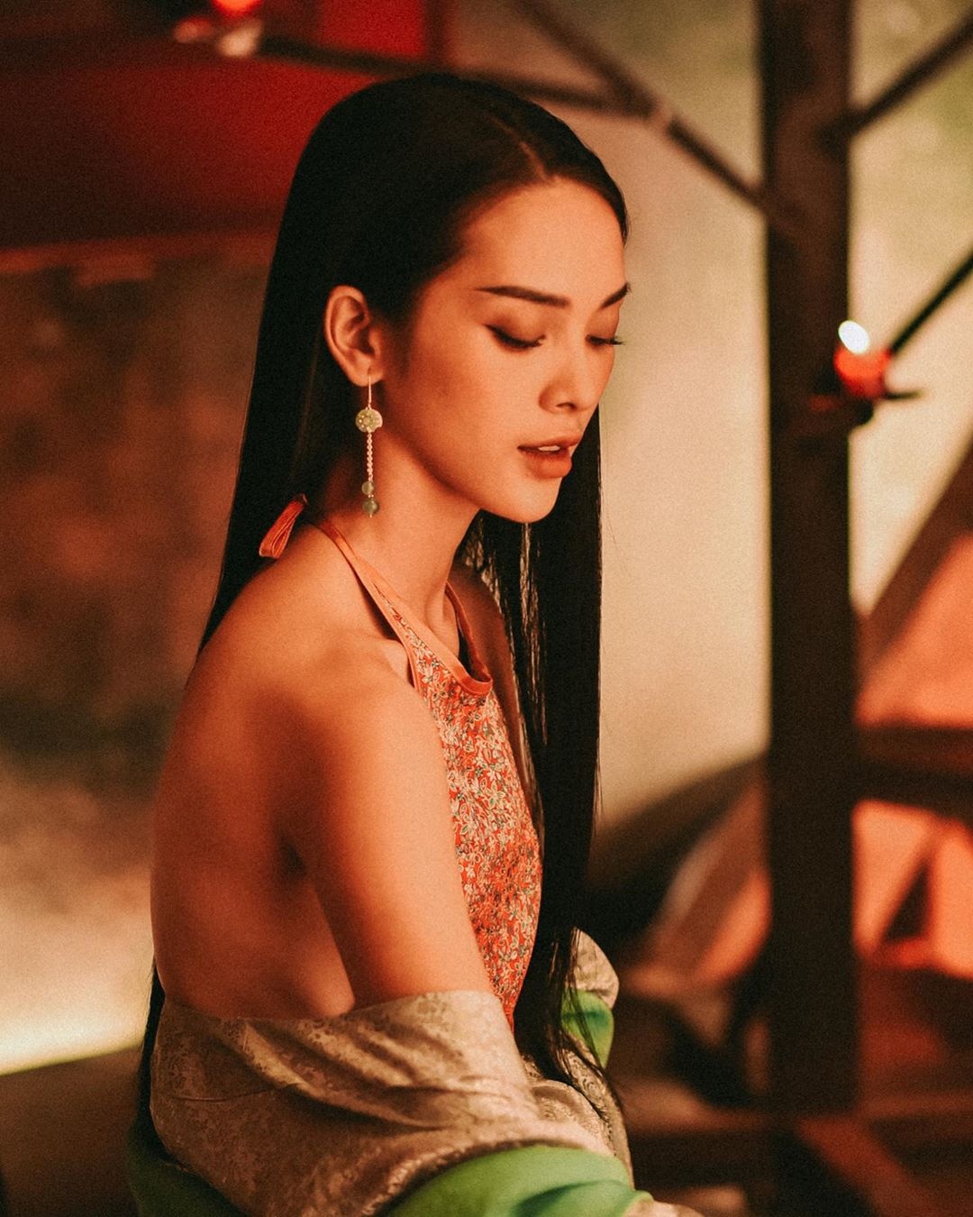 Nang tho trong MV co trang anh 8