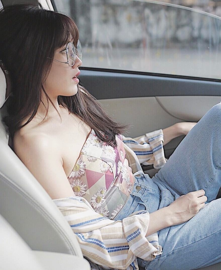 Nang tho trong MV co trang anh 13