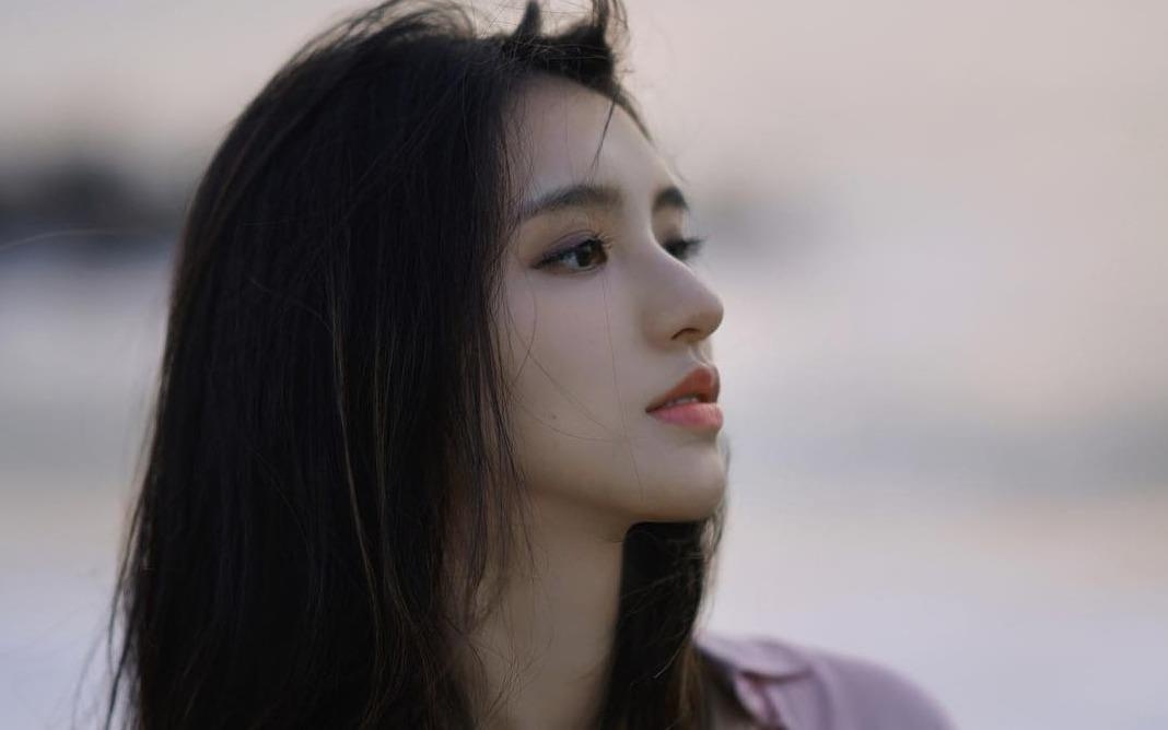 Hot girl Trung Quoc so huu than thai cuon hut hinh anh