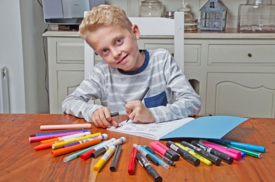 Joe Whale hoa si nhi nuoc anh anh 1