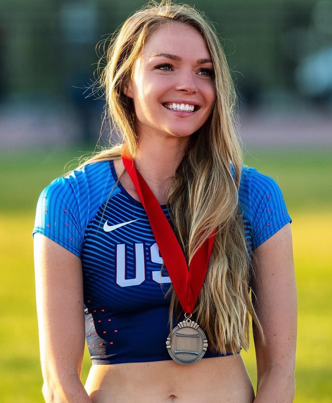 Dan nu van dong vien tai sac anh 13