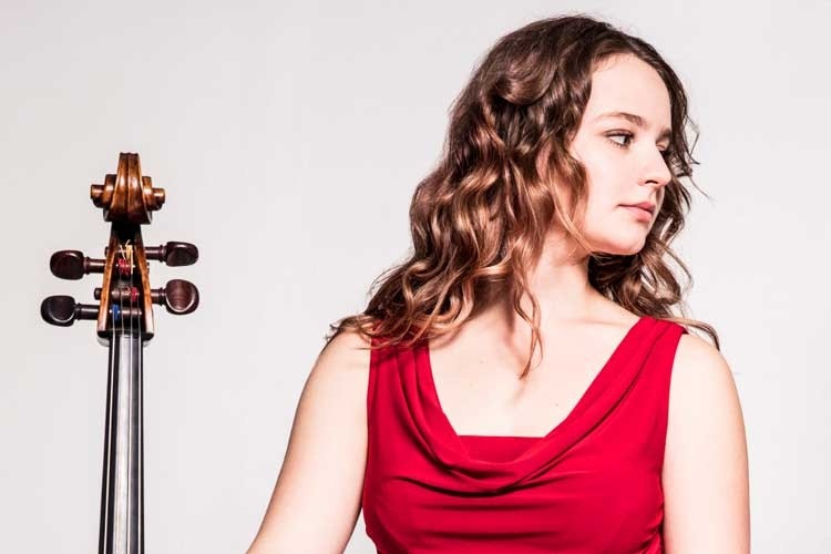 nu than Cello nuoc Anh anh 3