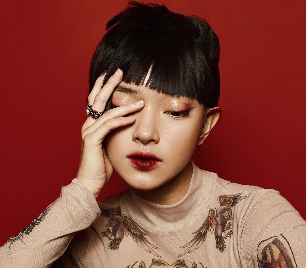 hot girl mua nha tau xe hoi anh 1