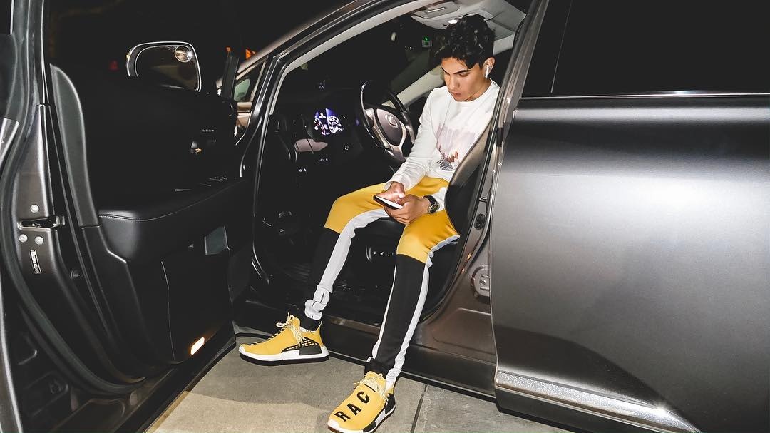 CEO 17 tuoi sang lap hai cong ty anh 6