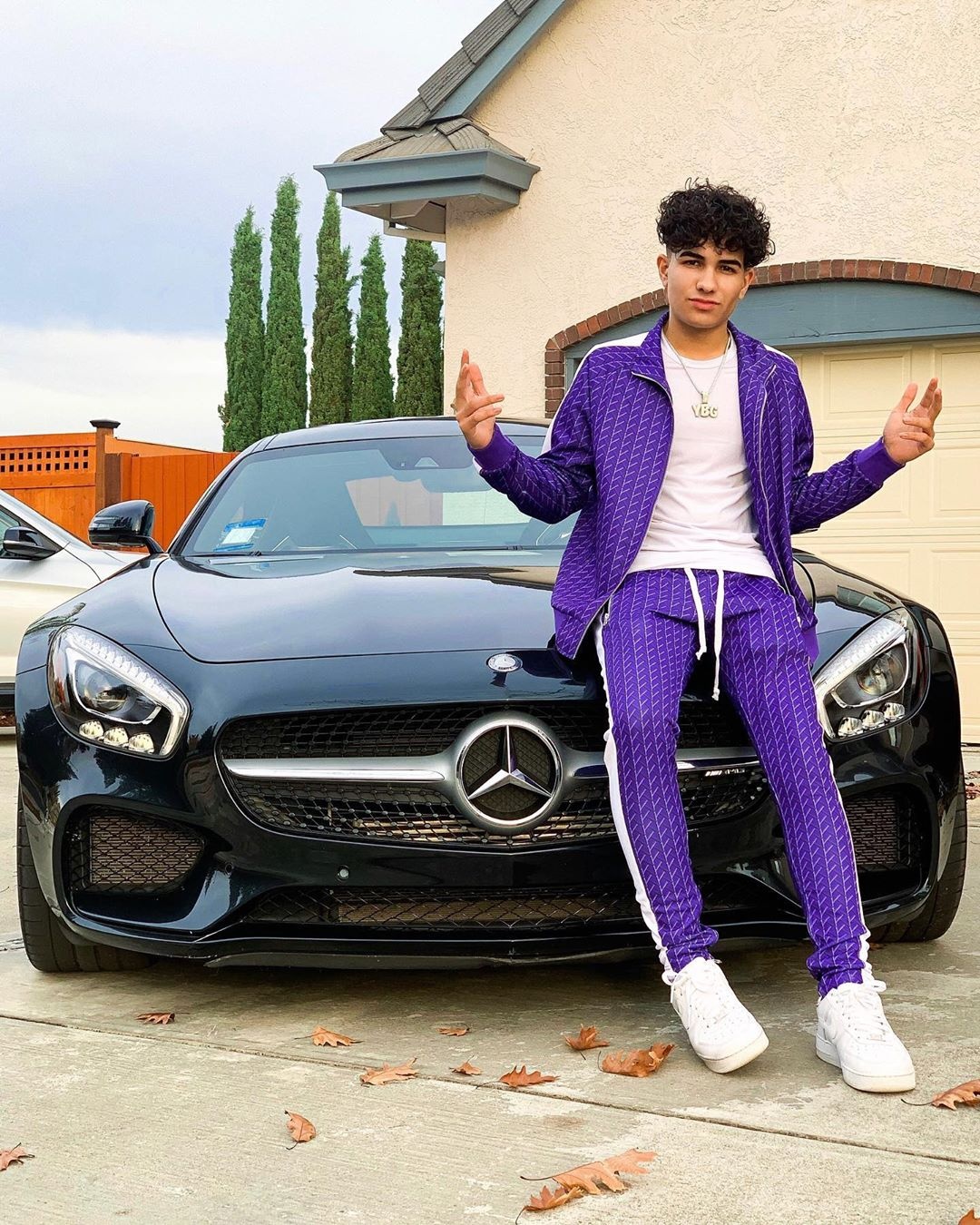 CEO 17 tuổi sáng lập hai công ty ảnh 3 CEO 17 tuoi sang lap hai cong ty anh 3