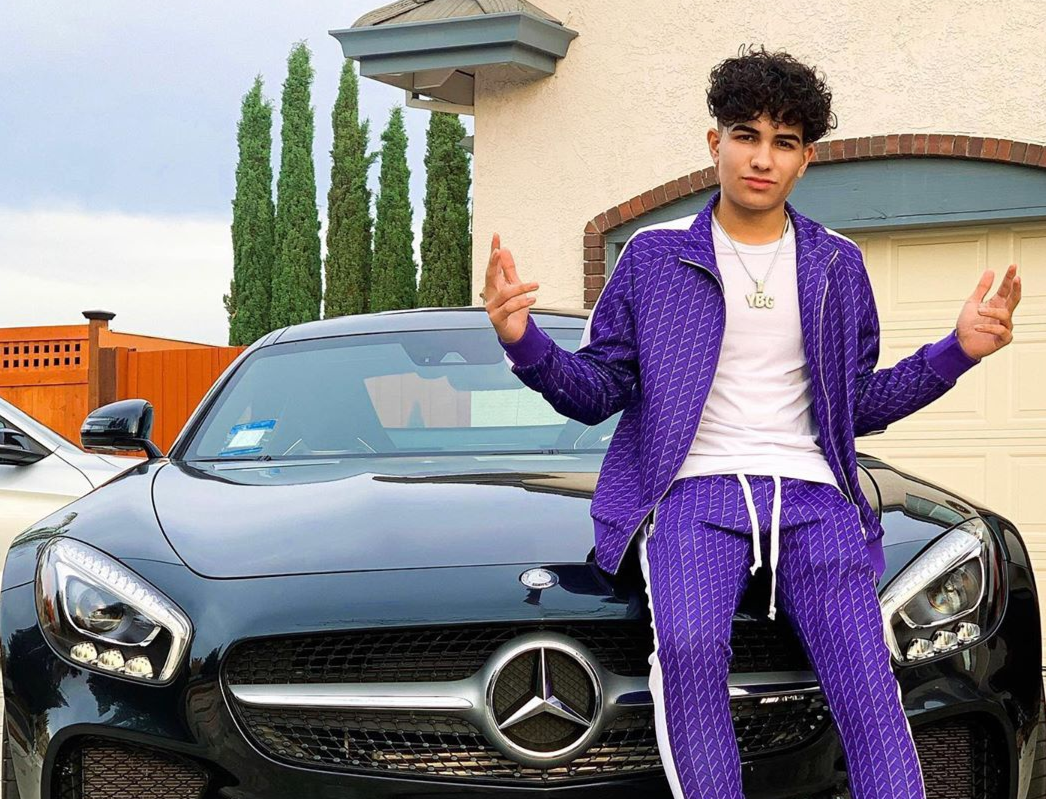 CEO 17 tuoi sang lap hai cong ty, la rich kid noi tieng hinh anh