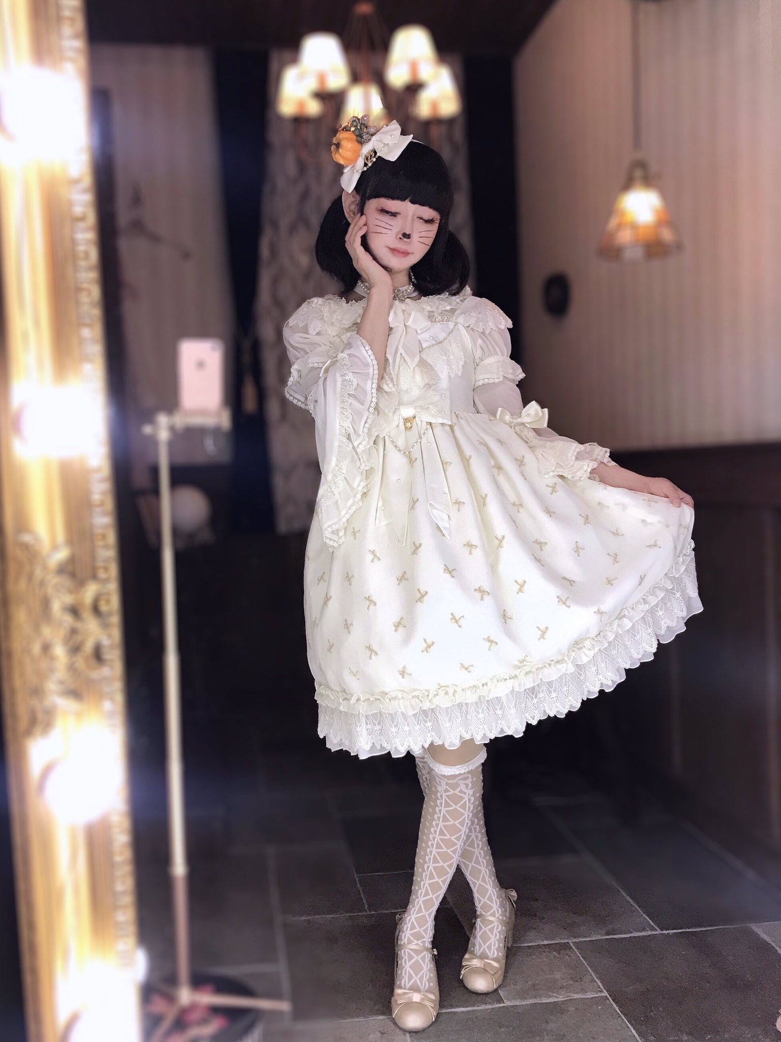 Người đàn ông 43 tuổi cosplay thành nữ sinh trung học ảnh 8 Nguoi dan ong 43 tuoi cosplay thanh nu sinh trung hoc anh 8