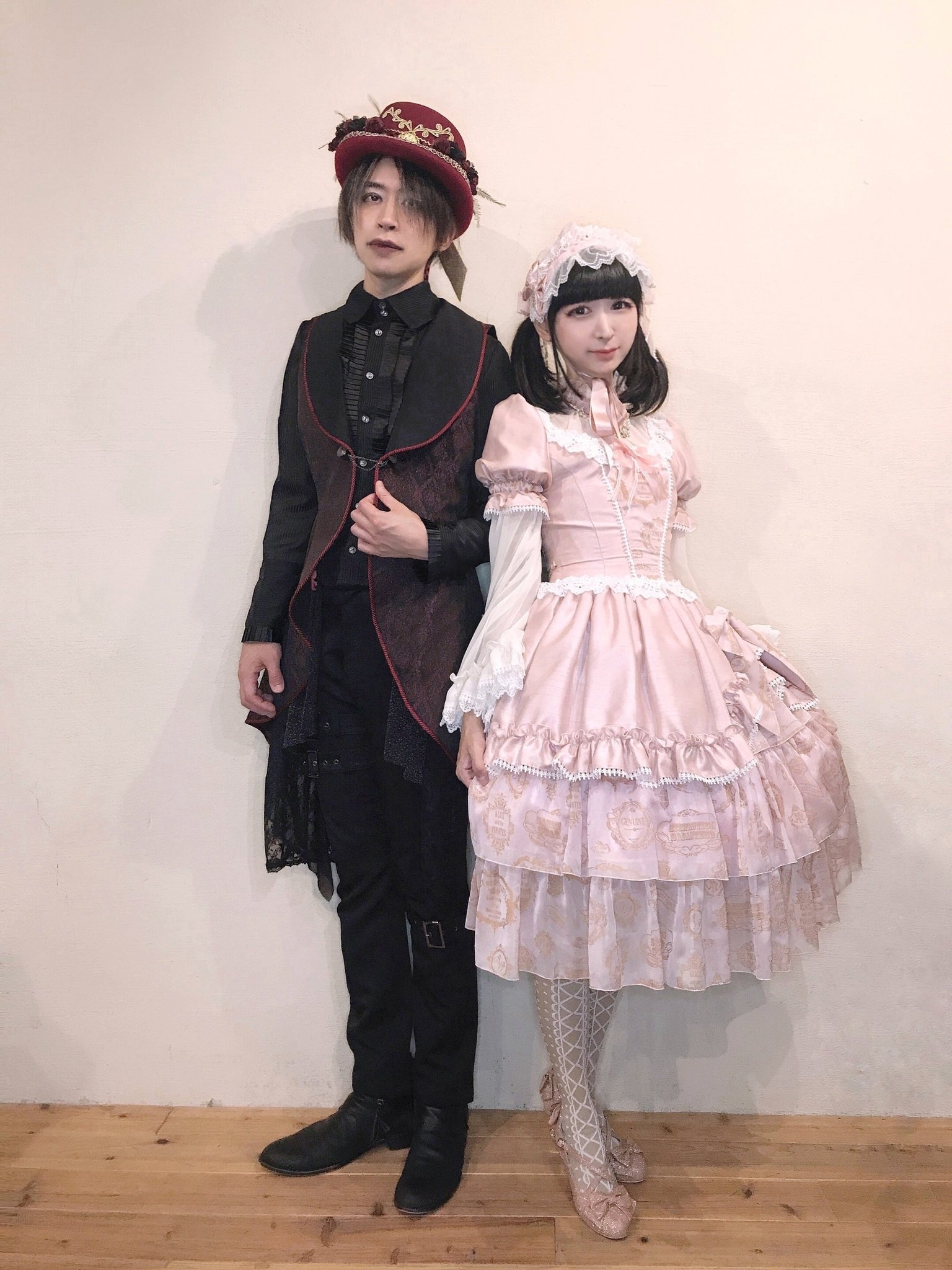 Người đàn ông 43 tuổi cosplay thành nữ sinh trung học ảnh 11 Nguoi dan ong 43 tuoi cosplay thanh nu sinh trung hoc anh 11