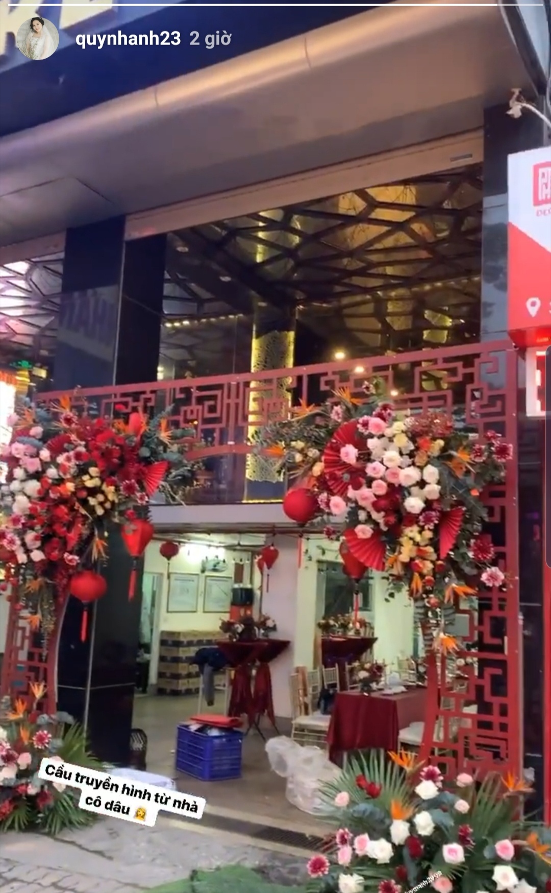 Bạn gái Duy Mạnh khoe biệt thự phủ đỏ lộng lẫy trước đám hỏi ảnh 1 Ban gai Duy Manh khoe biet thu phu do long lay truoc dam hoi anh 1