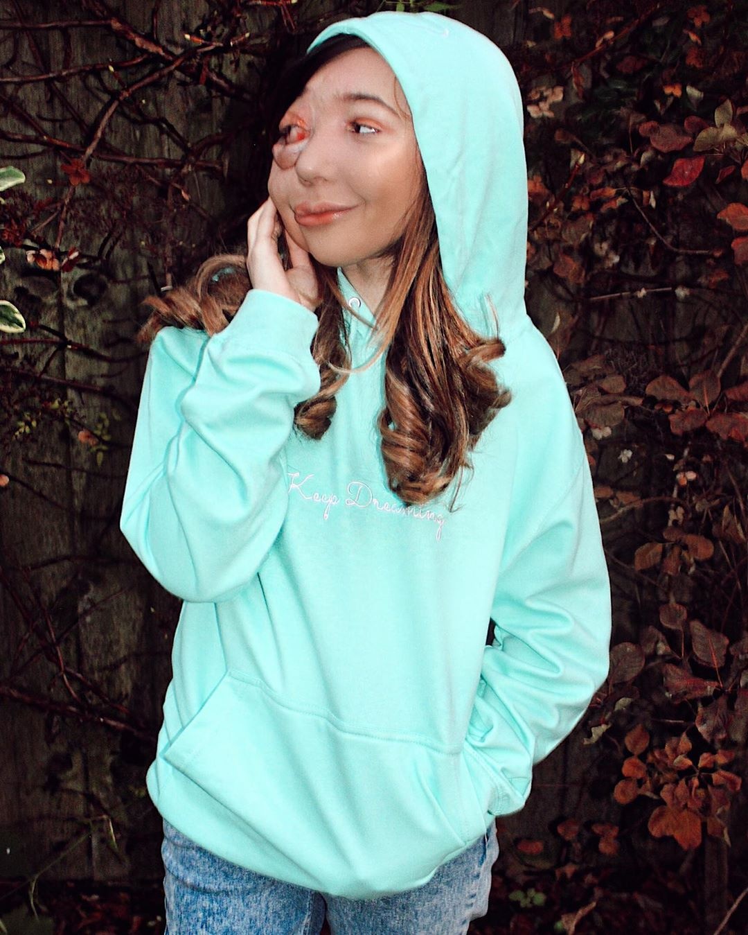 Cô gái quái vật trở thành niềm tự hào của nước Anh ảnh 9 Co gai quai vat tro thanh niem tu hao cua nuoc Anh anh 9