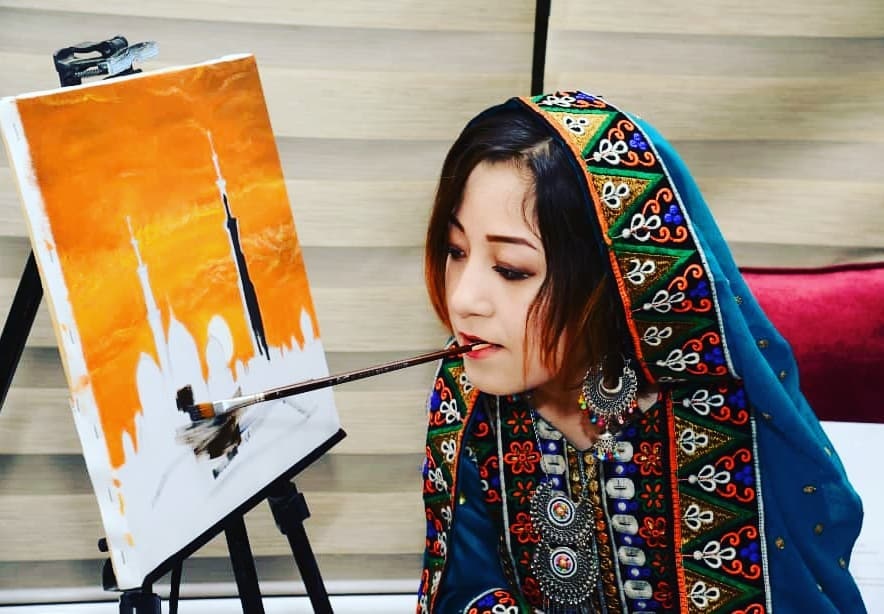 Hoa si khuyet tat mo lop day ve cho nhung nguoi nhu minh hinh anh