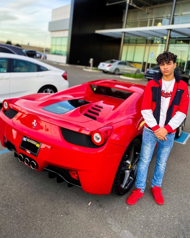 3 chàng trai tự mua nhà tậu siêu xe khi chưa đầy 20 tuổi ảnh 7 3 chang trai tu mua nha tau sieu xe khi chua day 20 tuoi anh 7