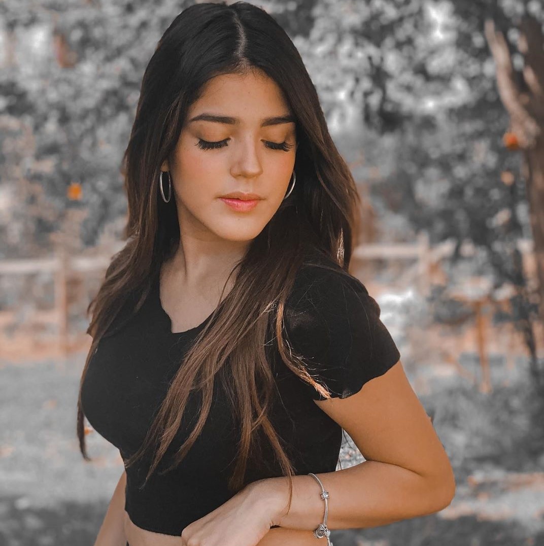 hot girl Chile so huu trieu follow tren mang anh 5