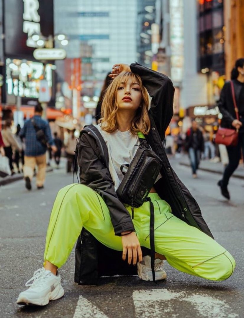 Cặp chị em người mẫu sở hữu vẻ đẹp lạ ảnh 13 Cap chi em nguoi mau so huu ve dep la anh 13