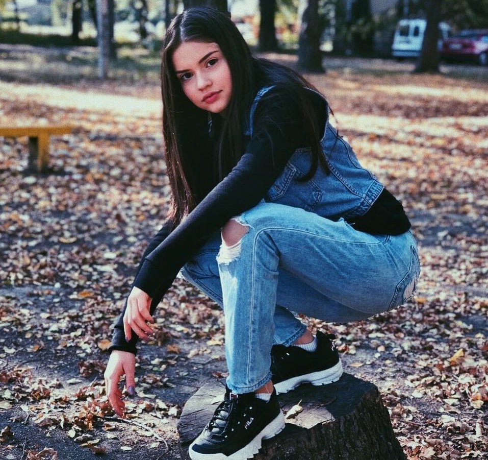 guong mat Dai su cua UNICEF deu duoc khen la tai sac ven toan anh 12