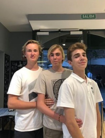 Thánh lầy photoshop tiếp tục gây cười với loạt ảnh hài hước ảnh 10 Thanh lay photoshop tiep tuc gay cuoi voi loat anh hai huoc anh 10