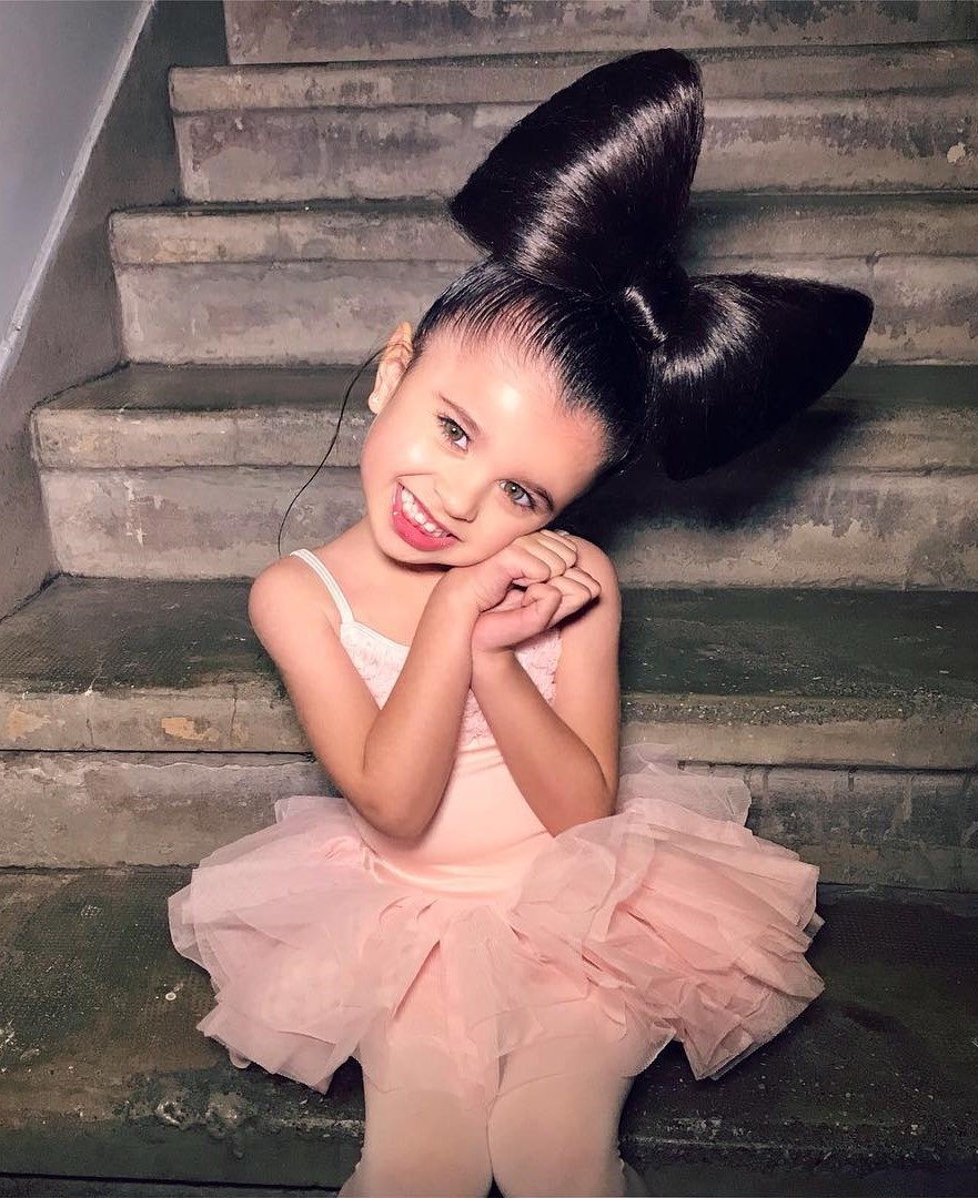 be gai noi tieng nho tai nang va ve ngoai khac biet anh 3