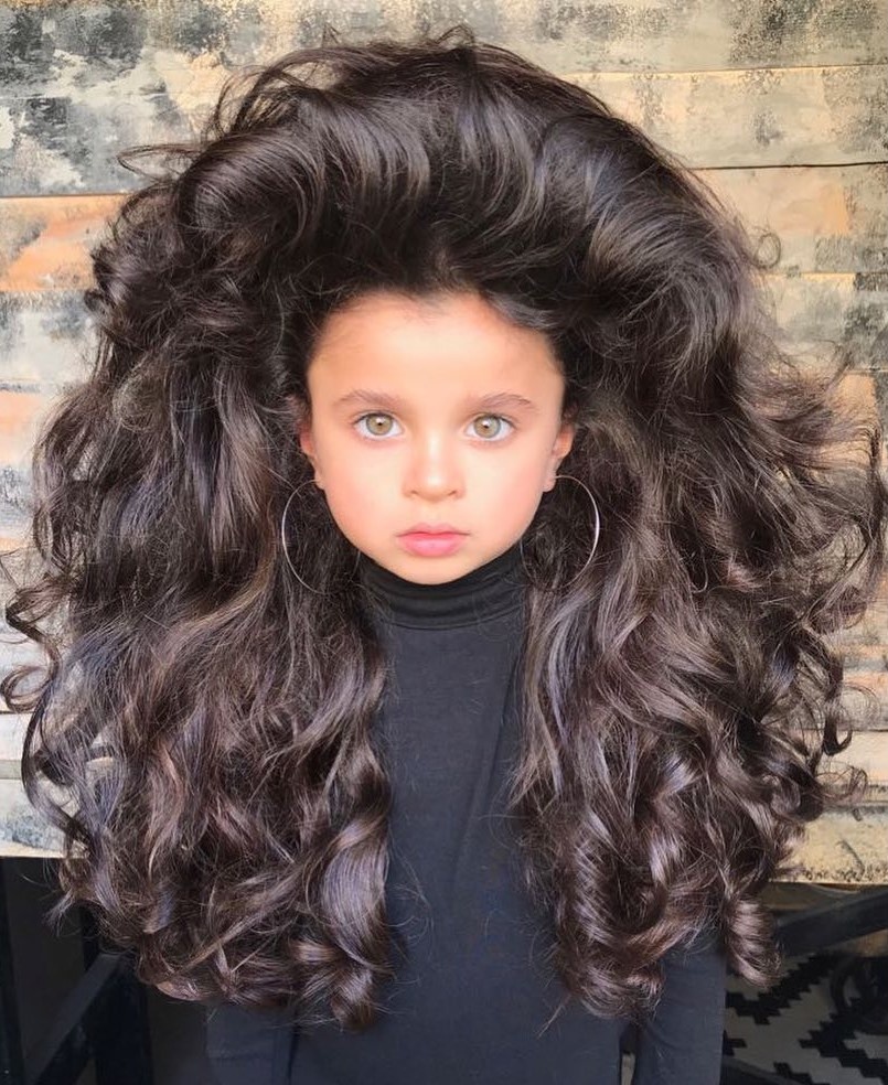 be gai noi tieng nho tai nang va ve ngoai khac biet anh 2