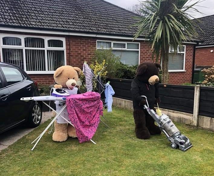 Chien dich san gau bong giup tre em vuot qua thoi gian cach ly xa hoi anh 4