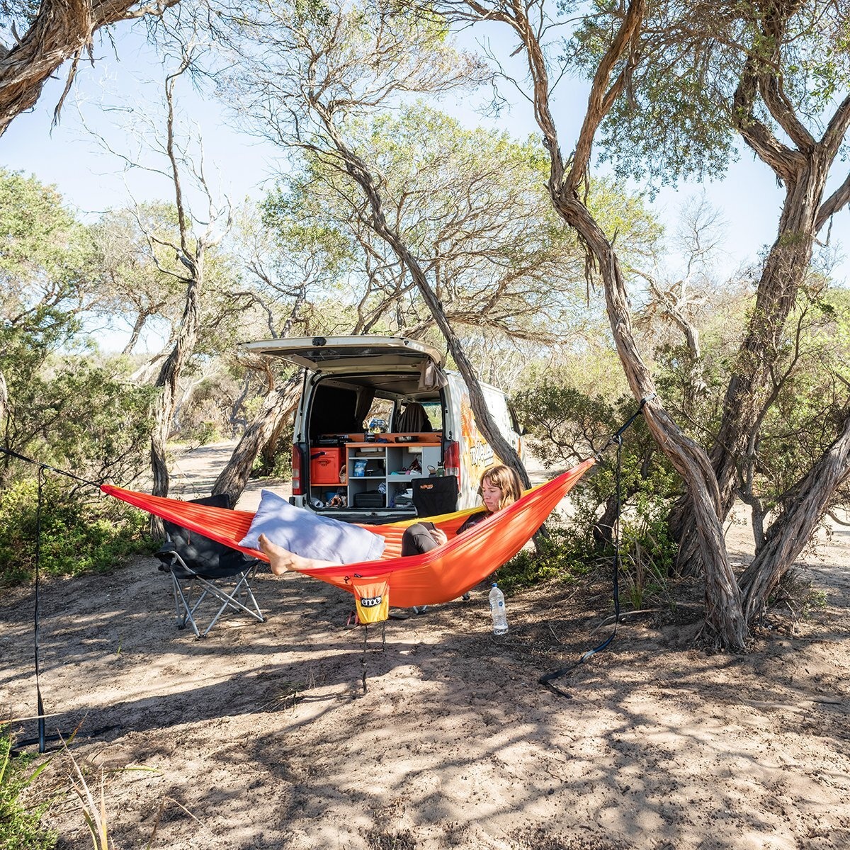cuoc song luu dong,  cuoc song trong xe van,  du lich bang xe van,  xe caravan,  song trong xe,  Phuong Thao anh 3
