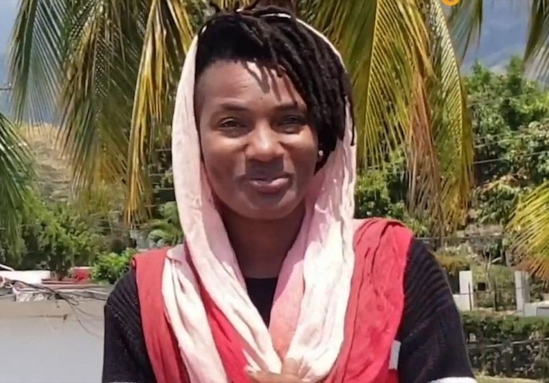 Nguoi dan tu 84 quoc gia keu goi o nha bang 75 ngon ngu khac nhau hinh anh