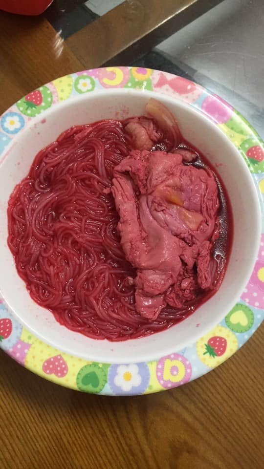 Mi tom cai tim,  banh meo mat va nhung mon an kho do cua dan mang anh 15