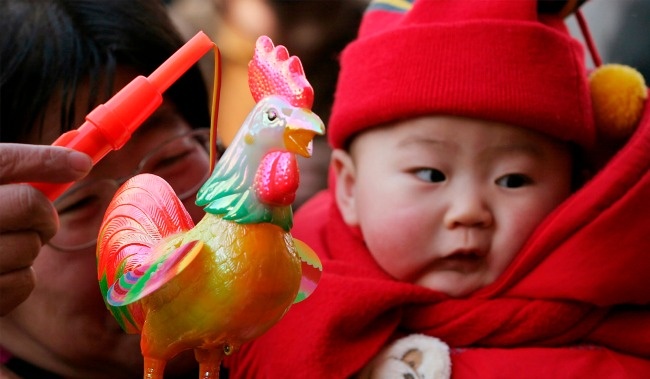 Người Trung Quốc tranh cãi về việc nên cho con mang họ cha hay họ mẹ ảnh 1 Nguoi Trung Quoc tranh cai ve viec nen cho con mang ho cha hay ho me anh 1