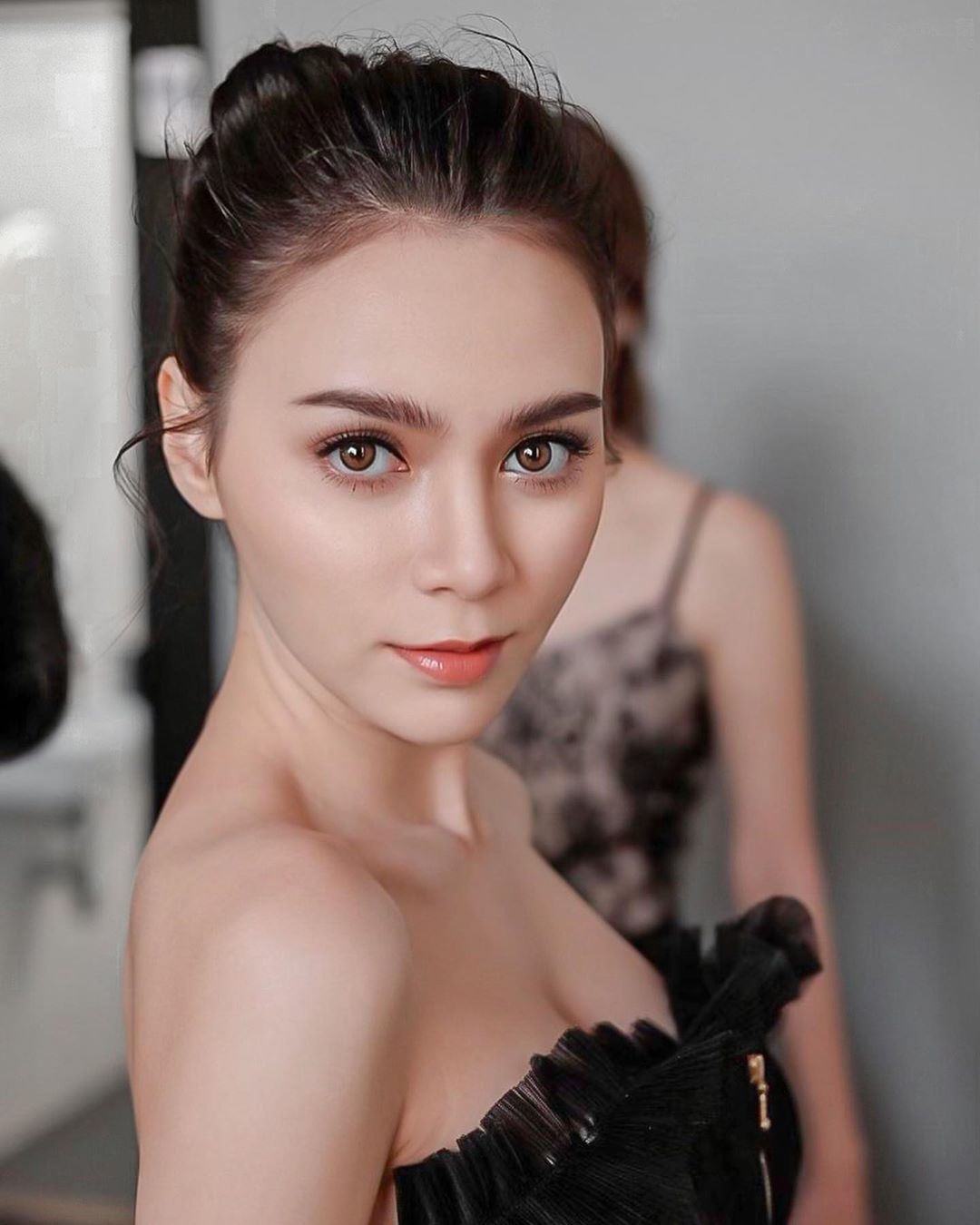 Vẻ đẹp không tì vết của hot girl lai Thái Thụy Sĩ ảnh 10 Ve dep khong ti vet cua hot girl lai Thai Thuy Si anh 10