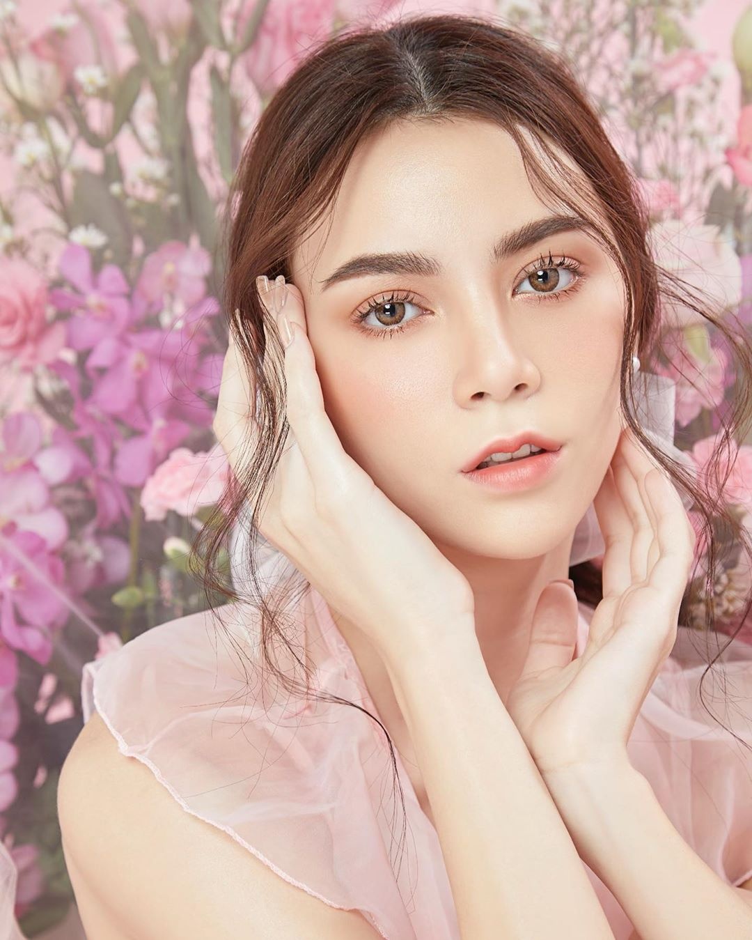 Vẻ đẹp không tì vết của hot girl lai Thái Thụy Sĩ ảnh 9 Ve dep khong ti vet cua hot girl lai Thai Thuy Si anh 9