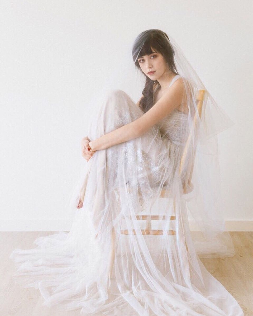 Nhan sac hack tuoi cua blogger lai 3 dong mau anh 9